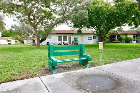 419 SW Natura Avenue Deerfield Beach FL 33441