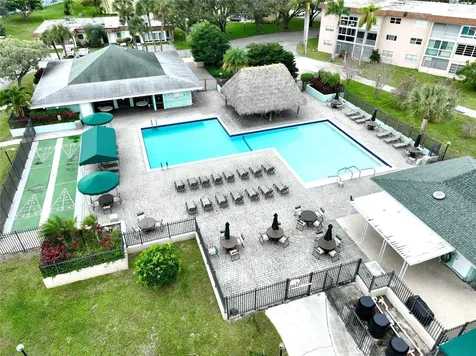 419 SW Natura Avenue Deerfield Beach FL 33441