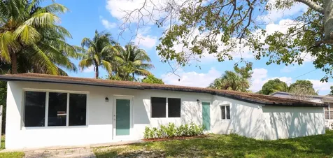 6861 SW 18 Street North Lauderdale FL 33068