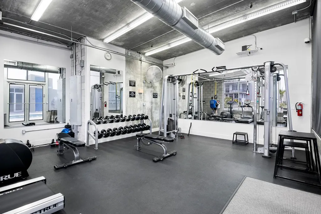 445 N Andrews Avenue Fort Lauderdale FL 33301