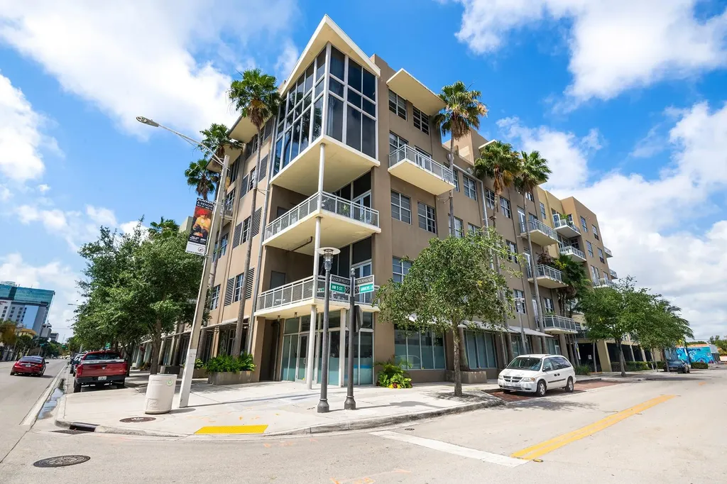 445 N Andrews Avenue Fort Lauderdale FL 33301