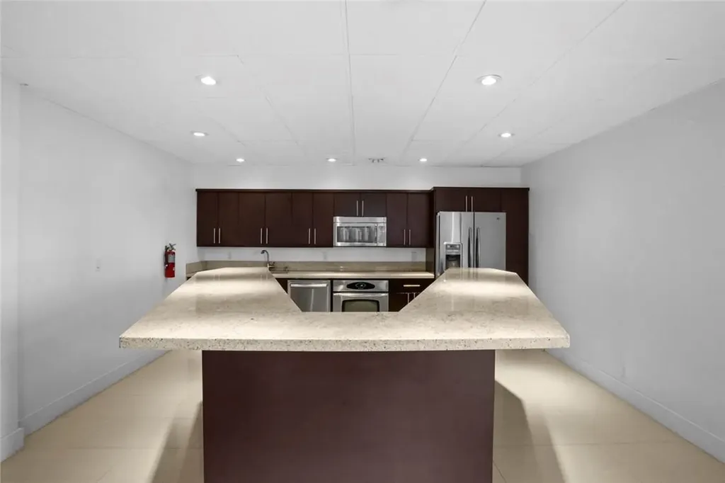 3015 N Ocean Boulevard Fort Lauderdale FL 33308