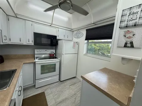3431 NW 50th Avenue Lauderdale Lakes FL 33319