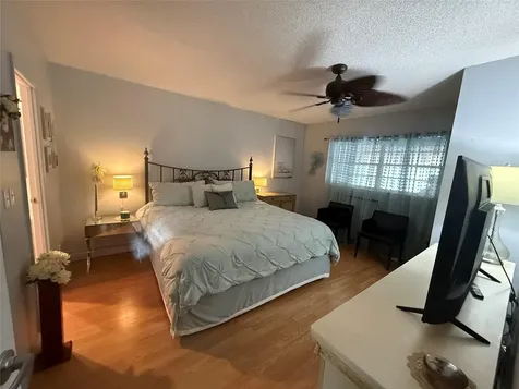 3431 NW 50th Avenue Lauderdale Lakes FL 33319