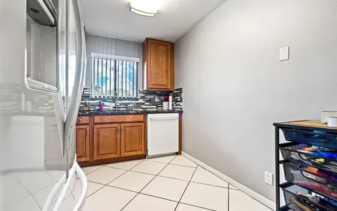 7442 Ashmont Circle Fort Lauderdale FL 33321