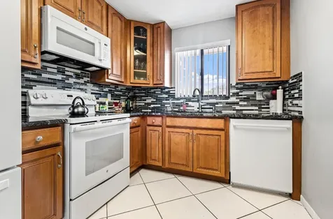 7442 Ashmont Circle Fort Lauderdale FL 33321
