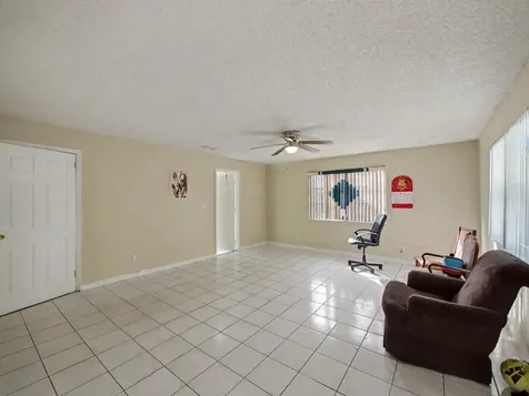 5043 Marcia Place West Palm Beach FL 33407