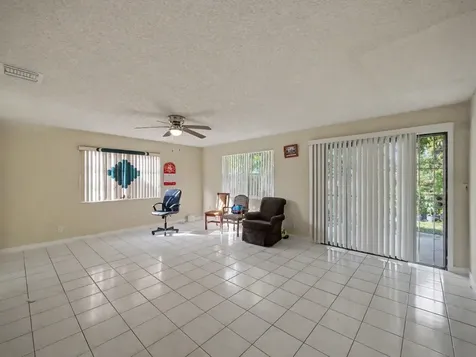 5043 Marcia Place West Palm Beach FL 33407
