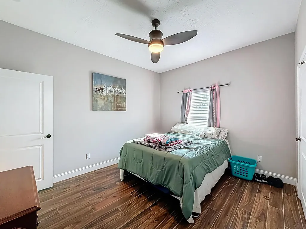 2643 Kentucky Street West Palm Beach FL 33406
