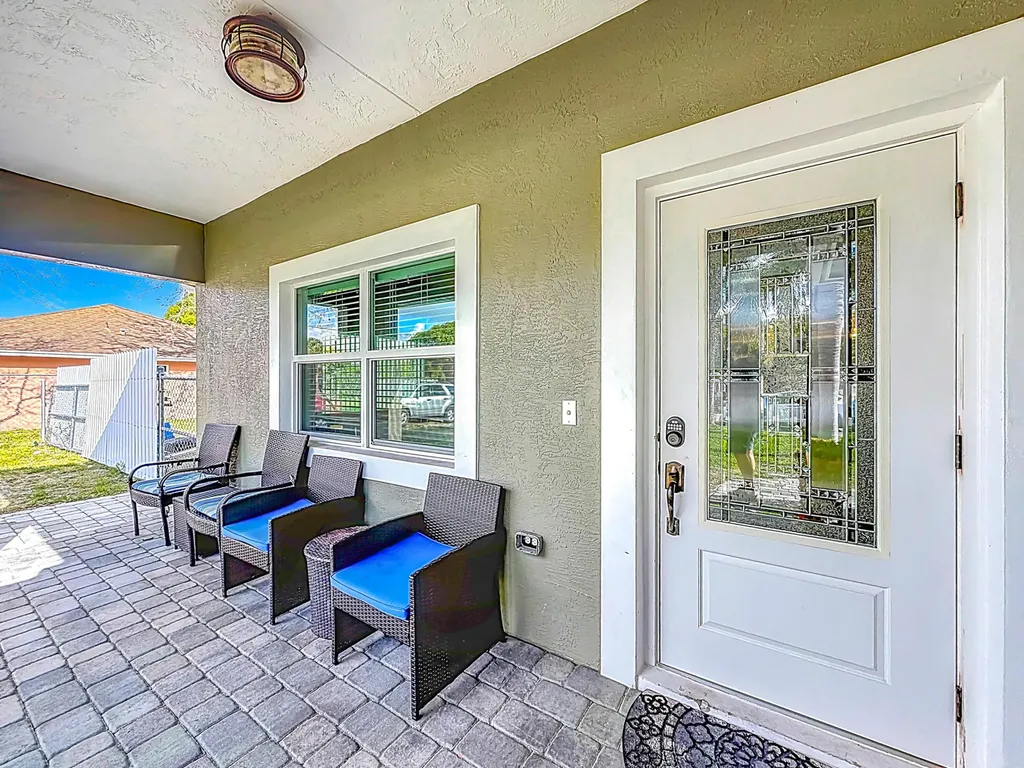 2643 Kentucky Street West Palm Beach FL 33406