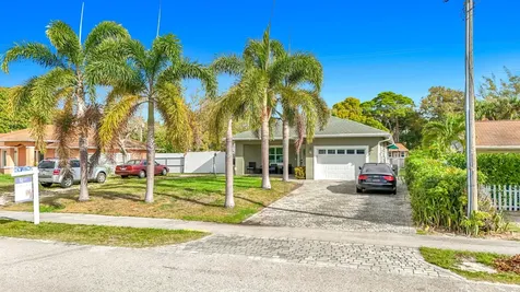 2643 Kentucky Street West Palm Beach FL 33406