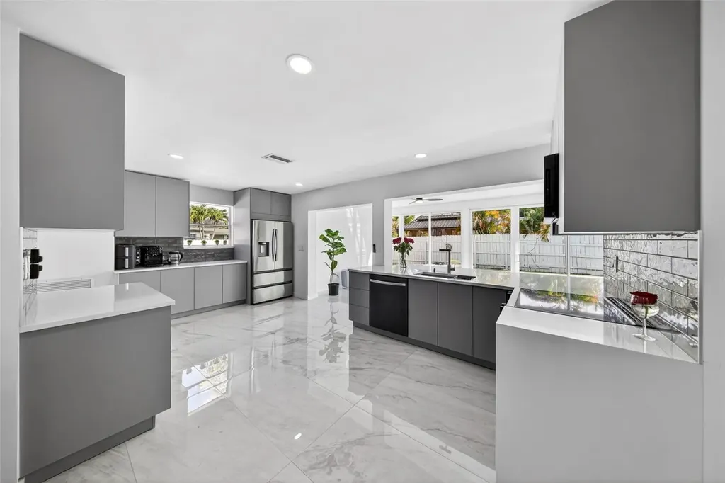 4390 NW 38th Avenue Fort Lauderdale FL 33309