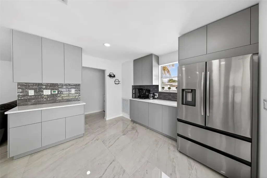 4390 NW 38th Avenue Fort Lauderdale FL 33309