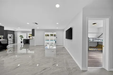 4390 NW 38th Avenue Fort Lauderdale FL 33309