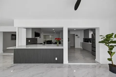 4390 NW 38th Avenue Fort Lauderdale FL 33309