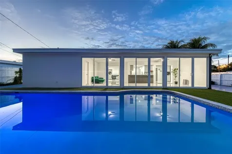 4390 NW 38th Avenue Fort Lauderdale FL 33309