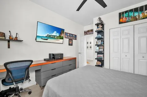 2577 Jardin Court Weston FL 33327