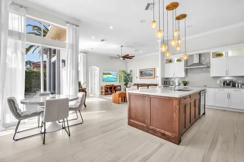 2577 Jardin Court Weston FL 33327