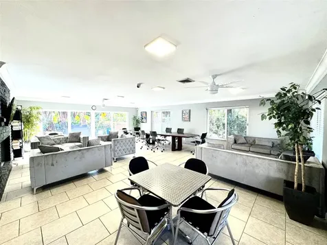 119 NE 19th Court Wilton Manors FL 33305