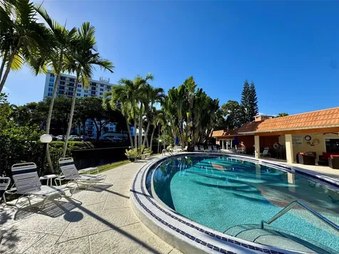 119 NE 19th Court Wilton Manors FL 33305
