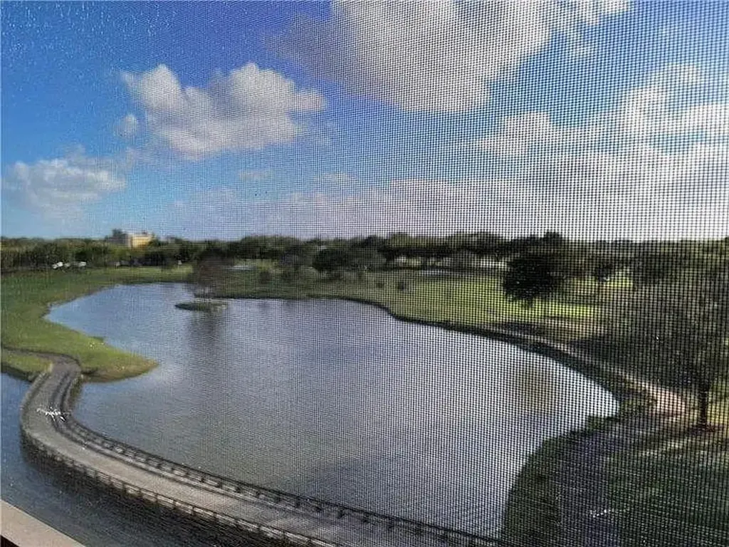 3001 W Rolling Hills Circle Davie FL 33328