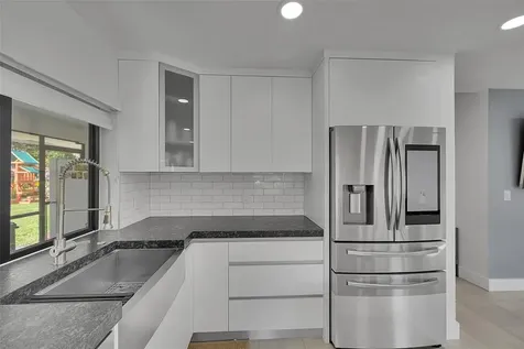 2161 NW 40th Avenue Coconut Creek FL 33066