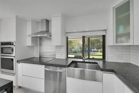 2161 NW 40th Avenue Coconut Creek FL 33066