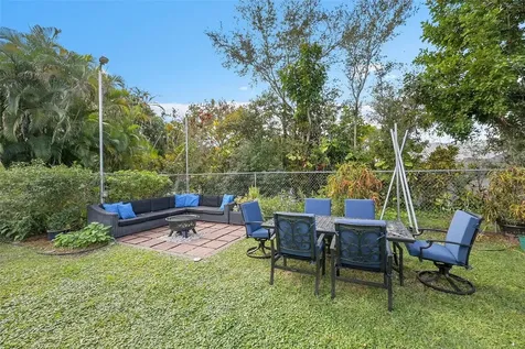 2161 NW 40th Avenue Coconut Creek FL 33066