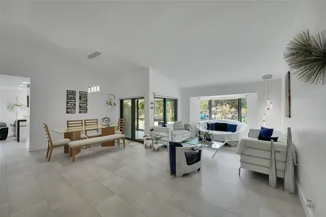 2161 NW 40th Avenue Coconut Creek FL 33066