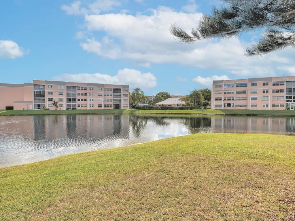 2764 NW 104th Avenue Sunrise FL 33322