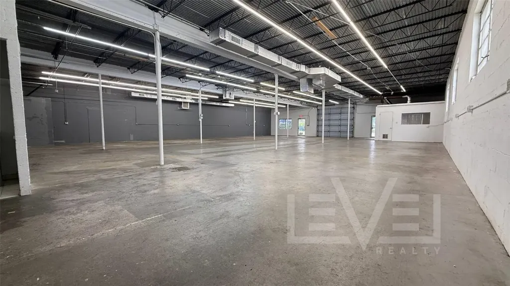 3930 NE 5th Avenue Oakland Park FL 33334