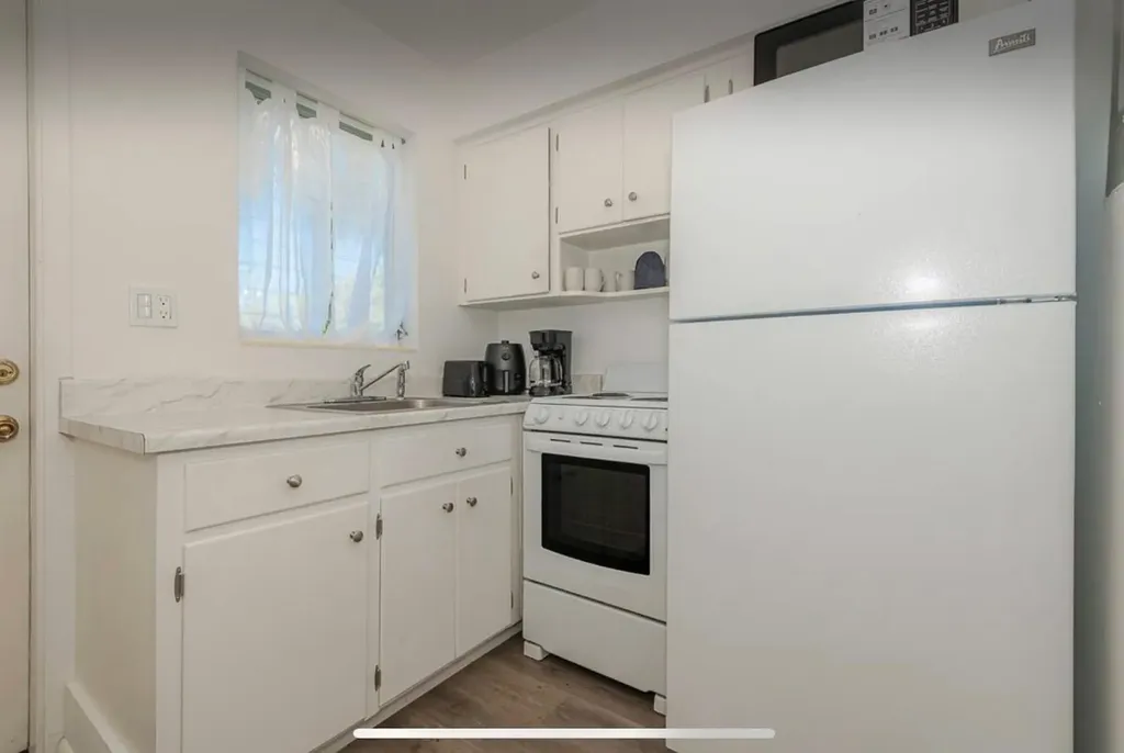 1017 NE 14th Avenue Fort Lauderdale FL 33304