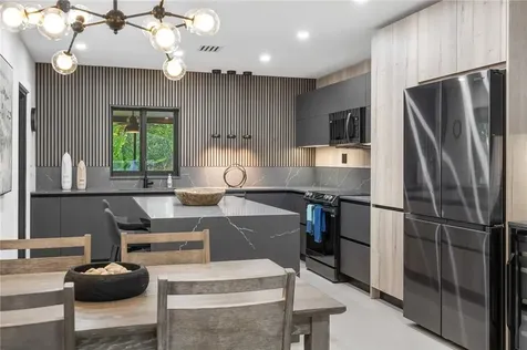 425 NE 25th Street Wilton Manors FL 33305