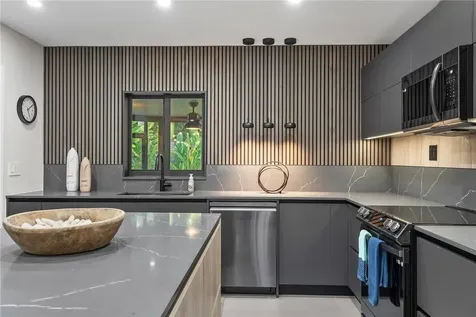 425 NE 25th Street Wilton Manors FL 33305