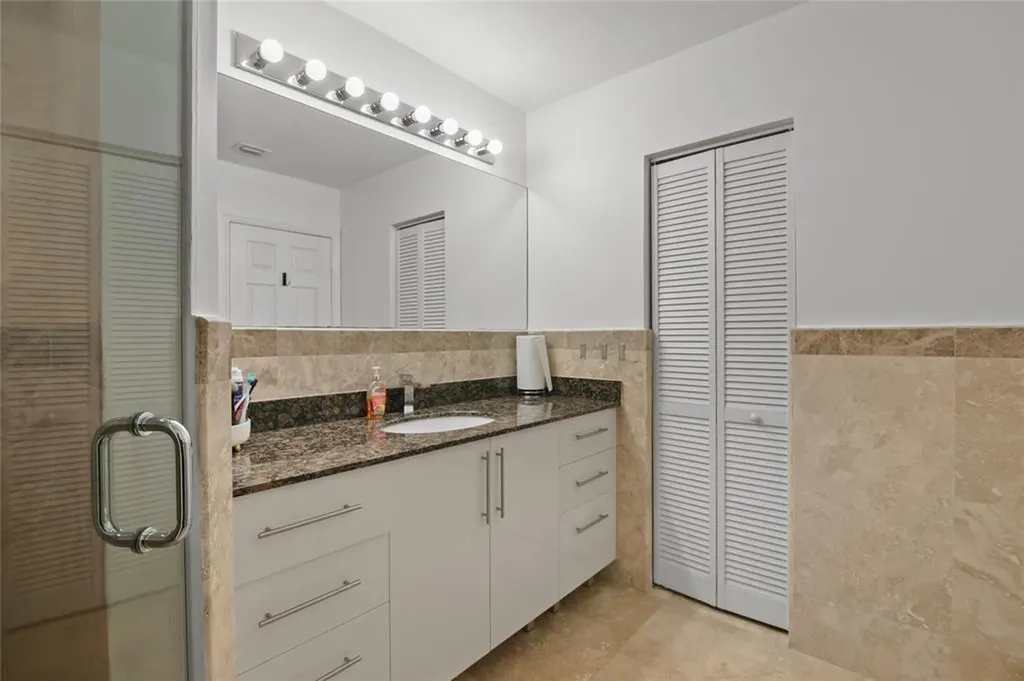 732 NE 15th Avenue Fort Lauderdale FL 33304