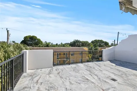 732 NE 15th Avenue Fort Lauderdale FL 33304