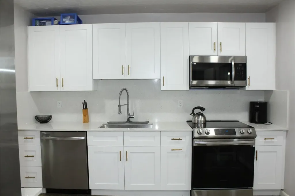 5971 NE 5th Terrace Fort Lauderdale FL 33334