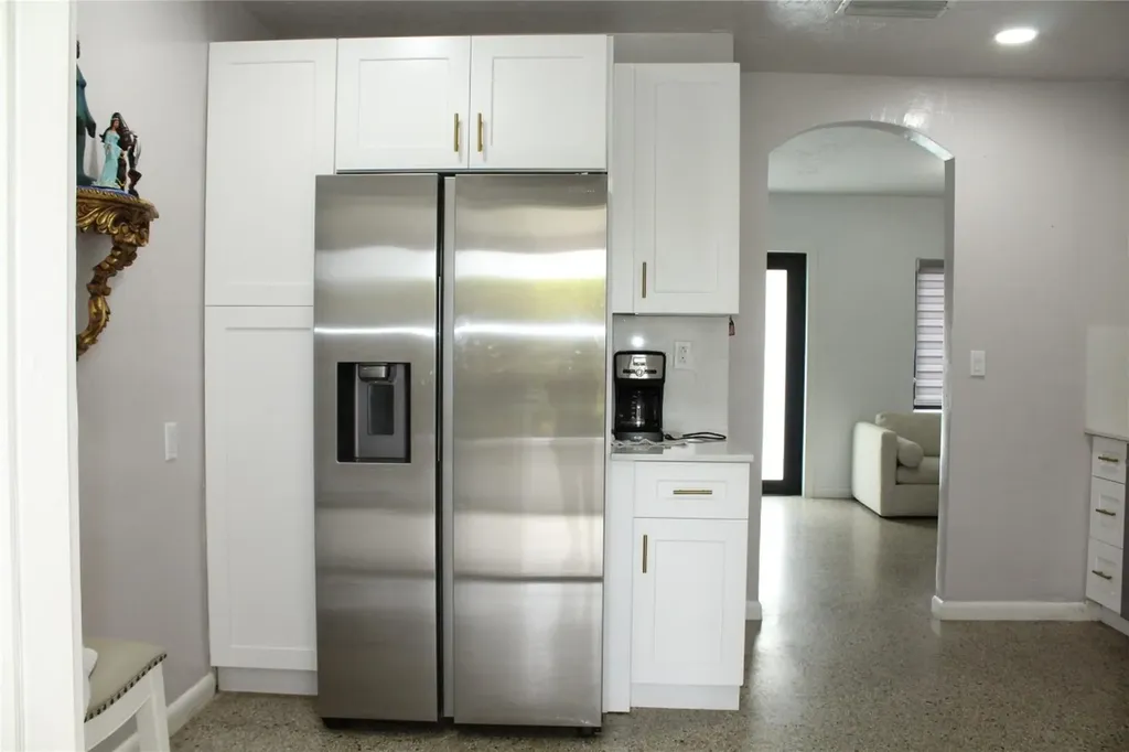 5971 NE 5th Terrace Fort Lauderdale FL 33334
