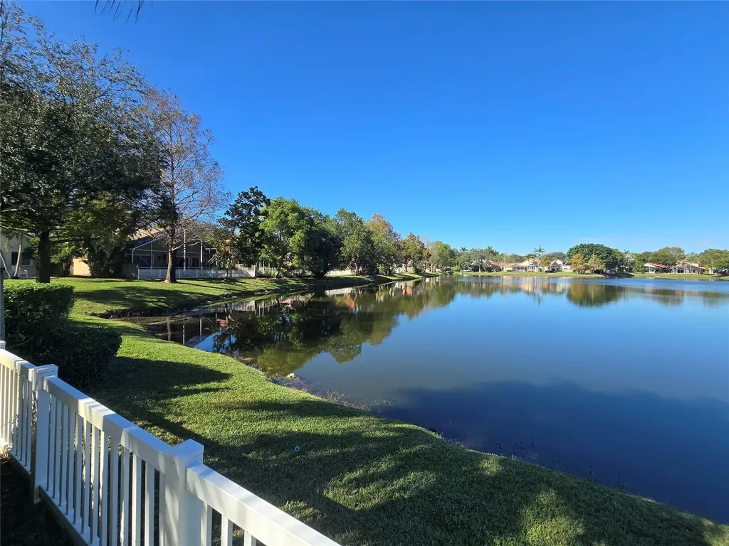 10061 NW 2nd Street Plantation FL 33324