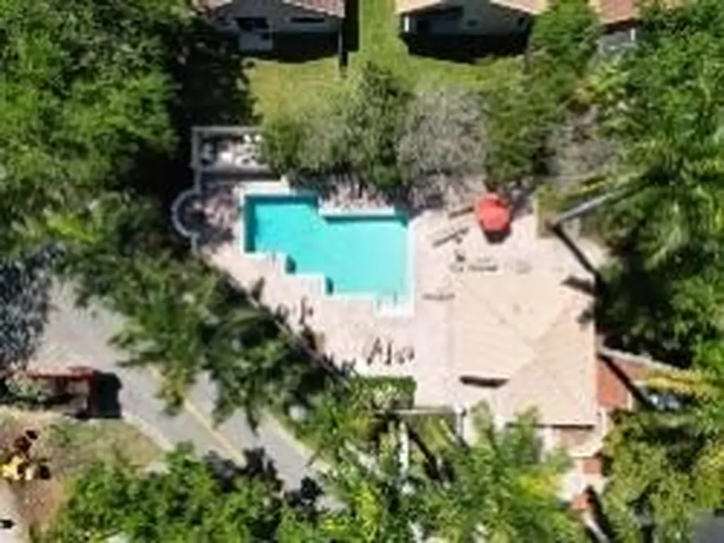 10061 NW 2nd Street Plantation FL 33324