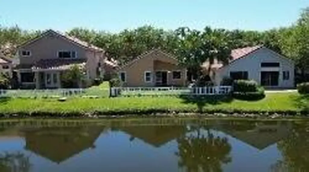 10061 NW 2nd Street Plantation FL 33324