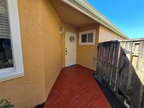 10061 NW 2nd Street Plantation FL 33324