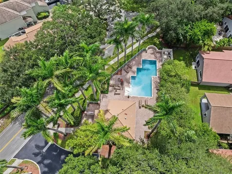 10061 NW 2nd Street Plantation FL 33324