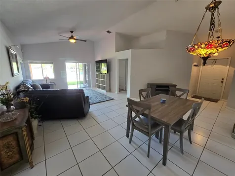 10061 NW 2nd Street Plantation FL 33324