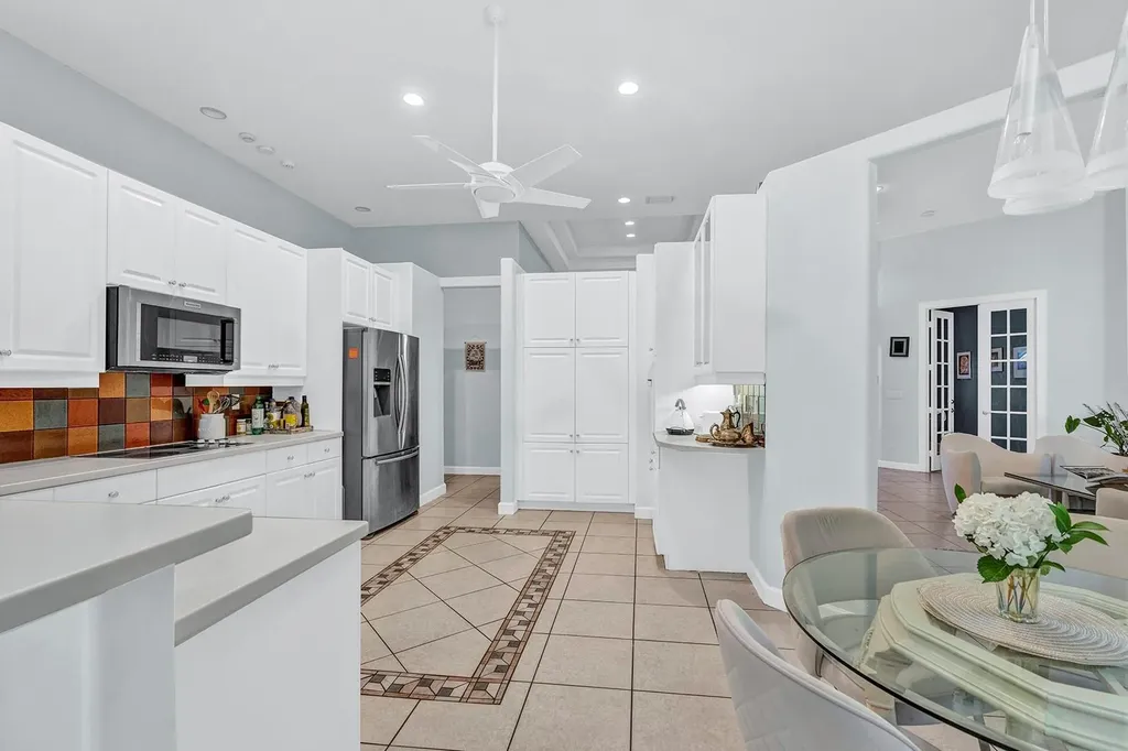 9737 Parkview Avenue Boca Raton FL 33428