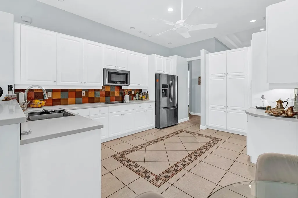 9737 Parkview Avenue Boca Raton FL 33428