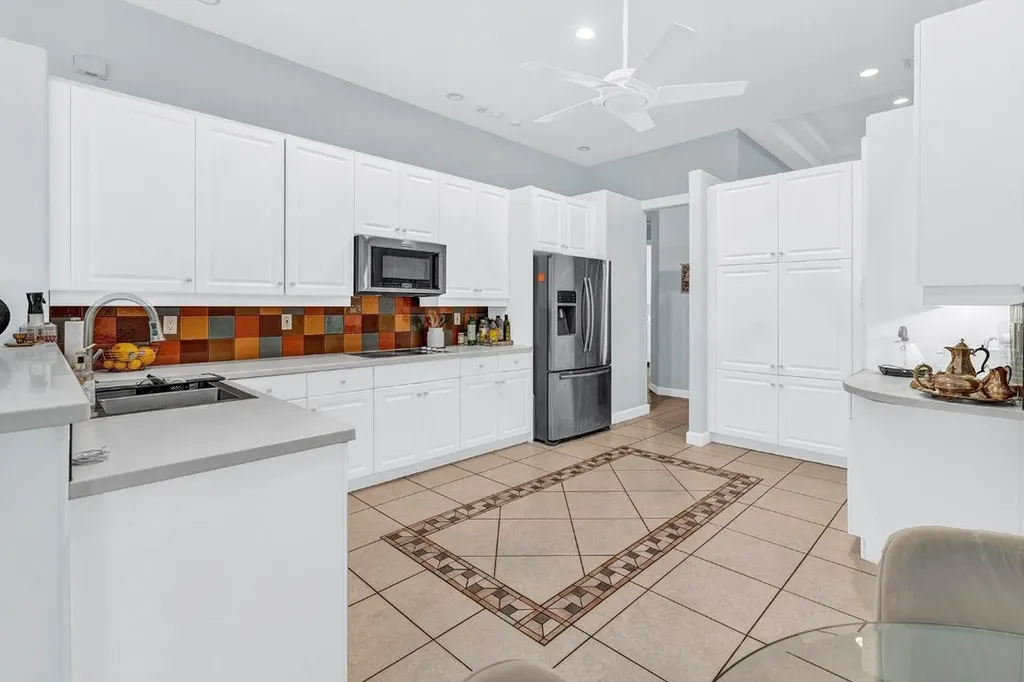 9737 Parkview Avenue Boca Raton FL 33428