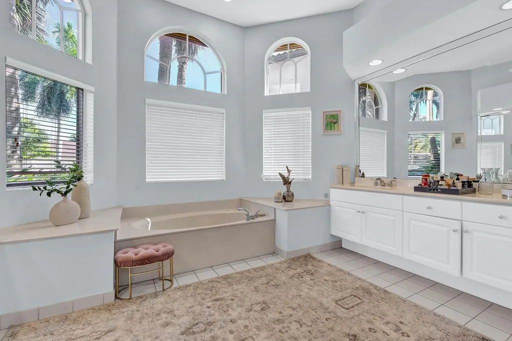 9737 Parkview Avenue Boca Raton FL 33428