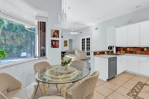 9737 Parkview Avenue Boca Raton FL 33428