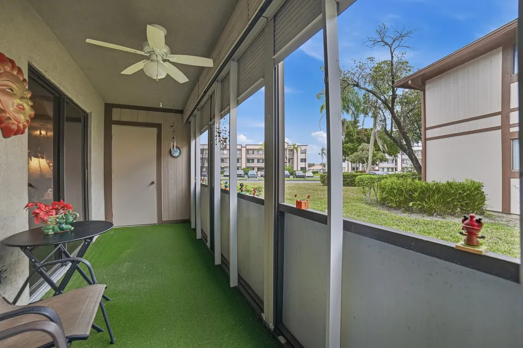 9754 N Belfort Circle Fort Lauderdale FL 33321